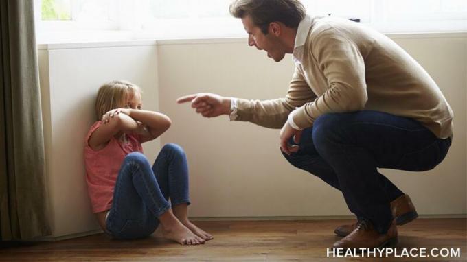 Vellykket foreldreskap mens du lever med kompleks PTSD kan være utfordrende, men ikke umulig. Lær hvordan du kan være den beste forelder du kan være på HealthyPlace.