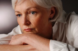 Det kan være vanskelig å diagnostisere og behandle angst hos eldre. Les disse tipsene for effektiv diagnostisering og behandling av eldreangstlidelser.
